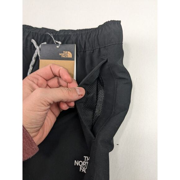 The North Face Girls Black Class V Shorts - Size XS - NWT - Picture 3 of 6